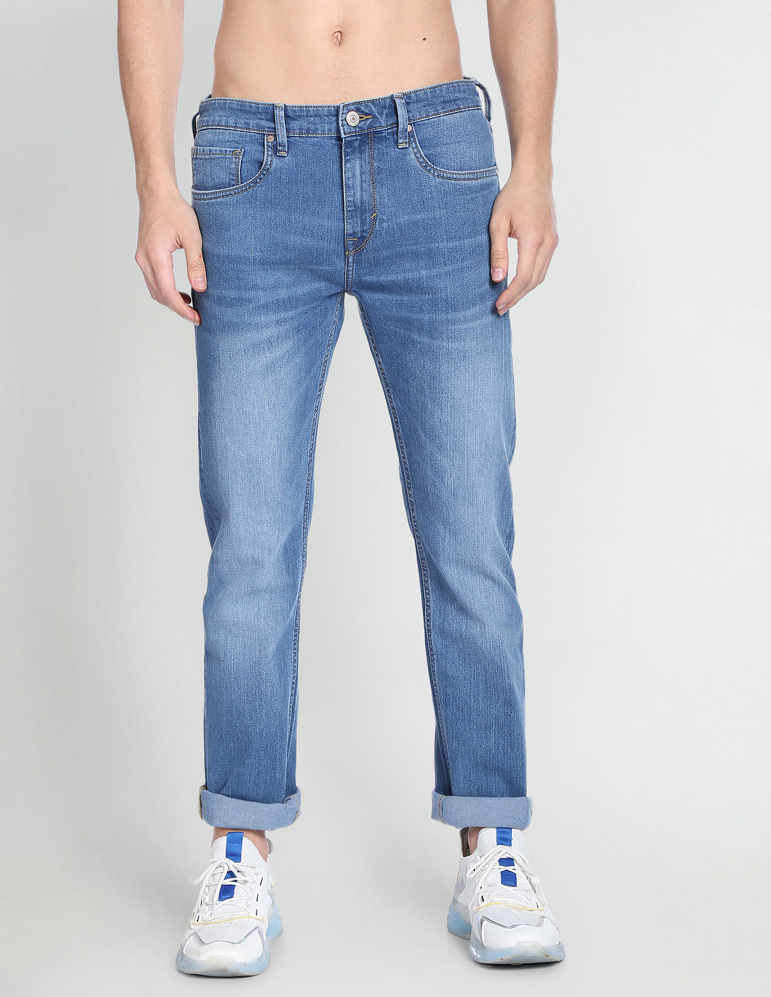 Flying Machine Relaxed Straight Fit Mid Rise Jeans