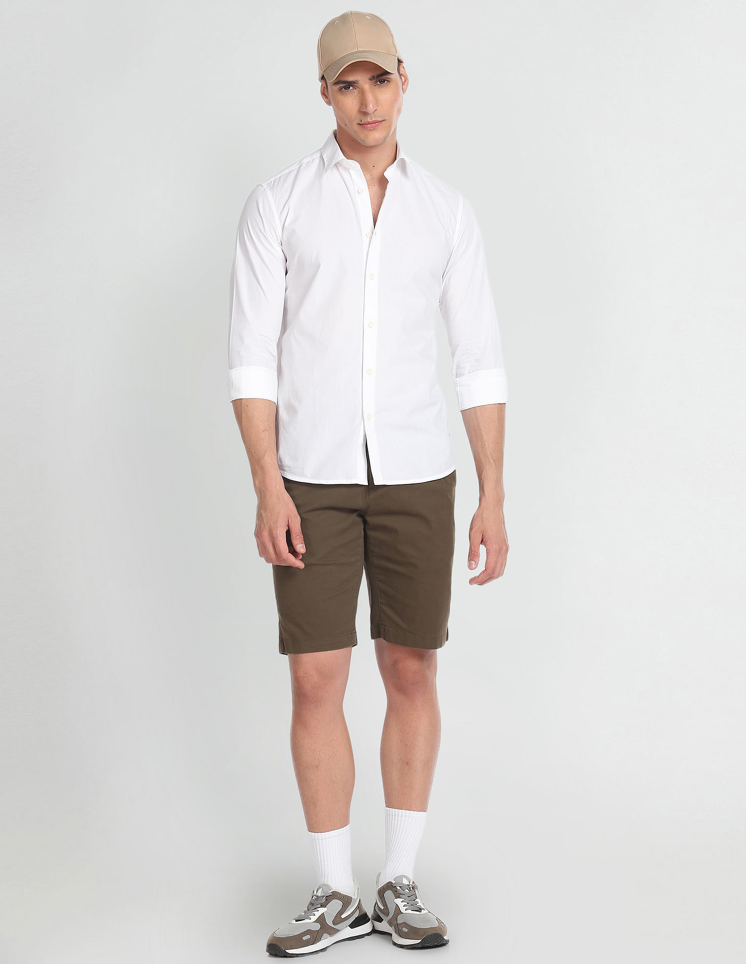 Flying Machine Solid Spread Collar Casual Shirt