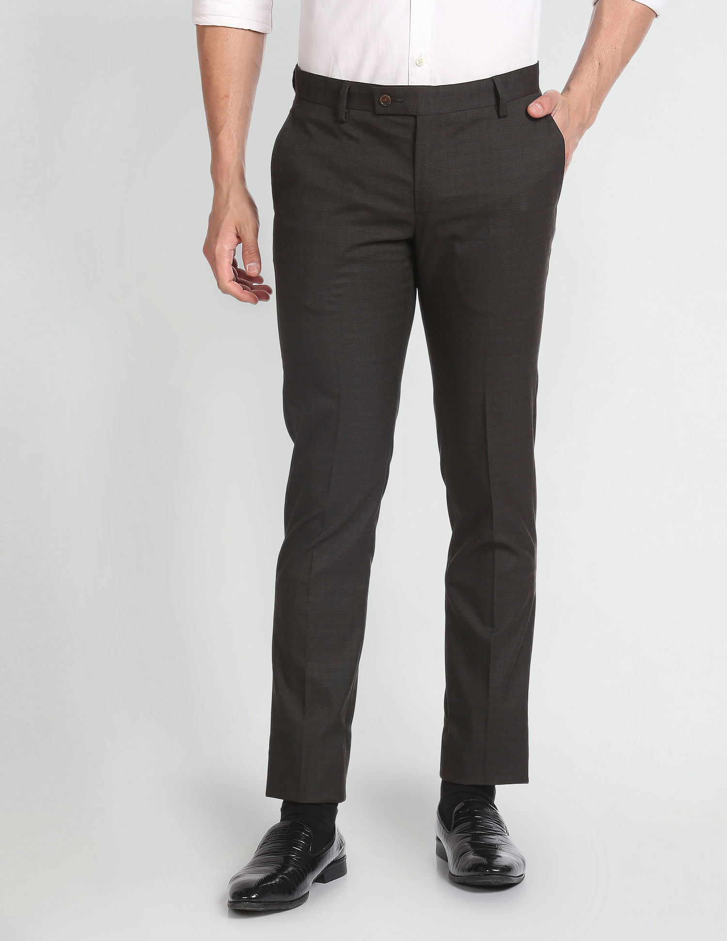 Arrow Tailored Regular Fit Solid Formal Trousers