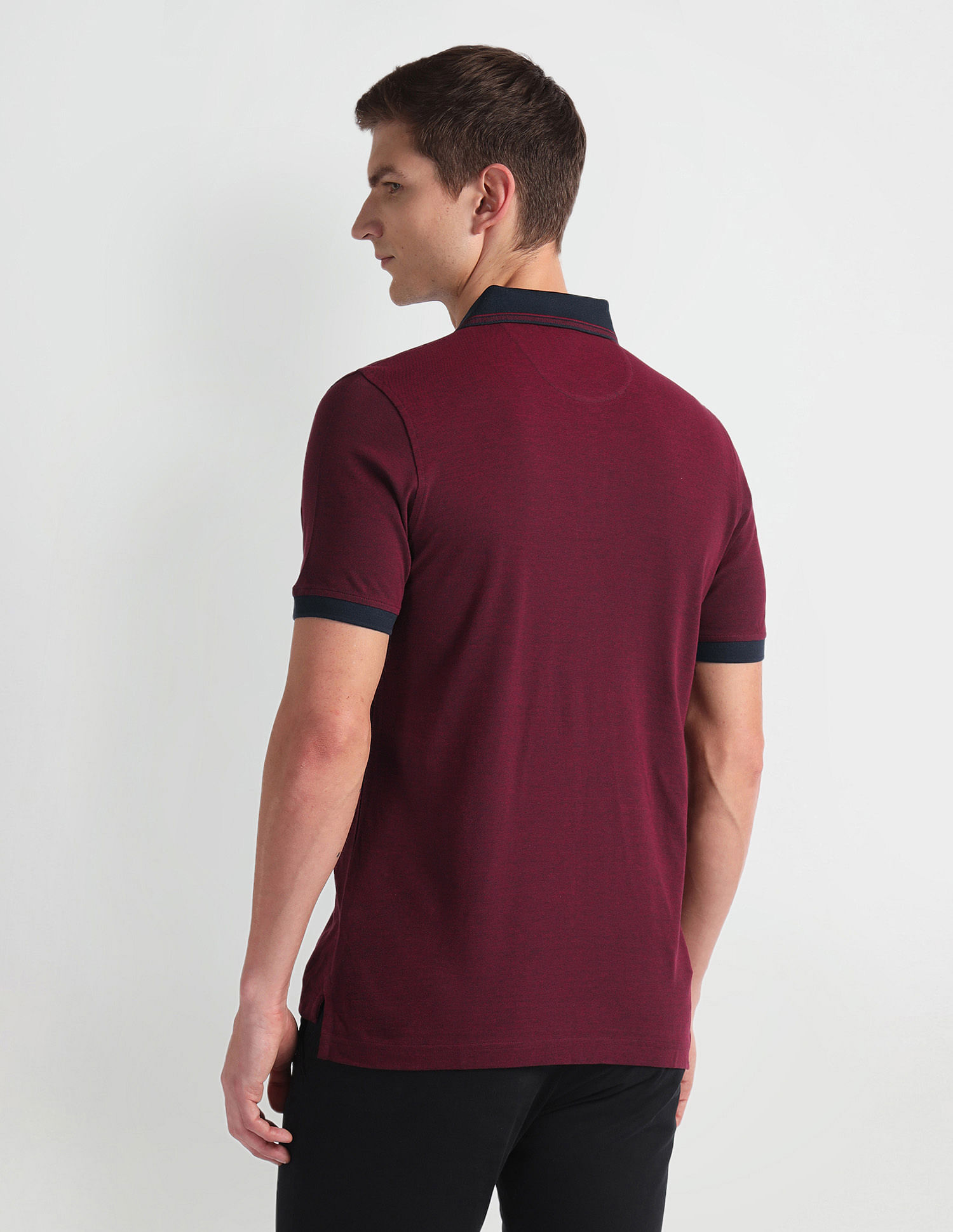 Arrow Sports Tipped Collar Solid Polo Shirt