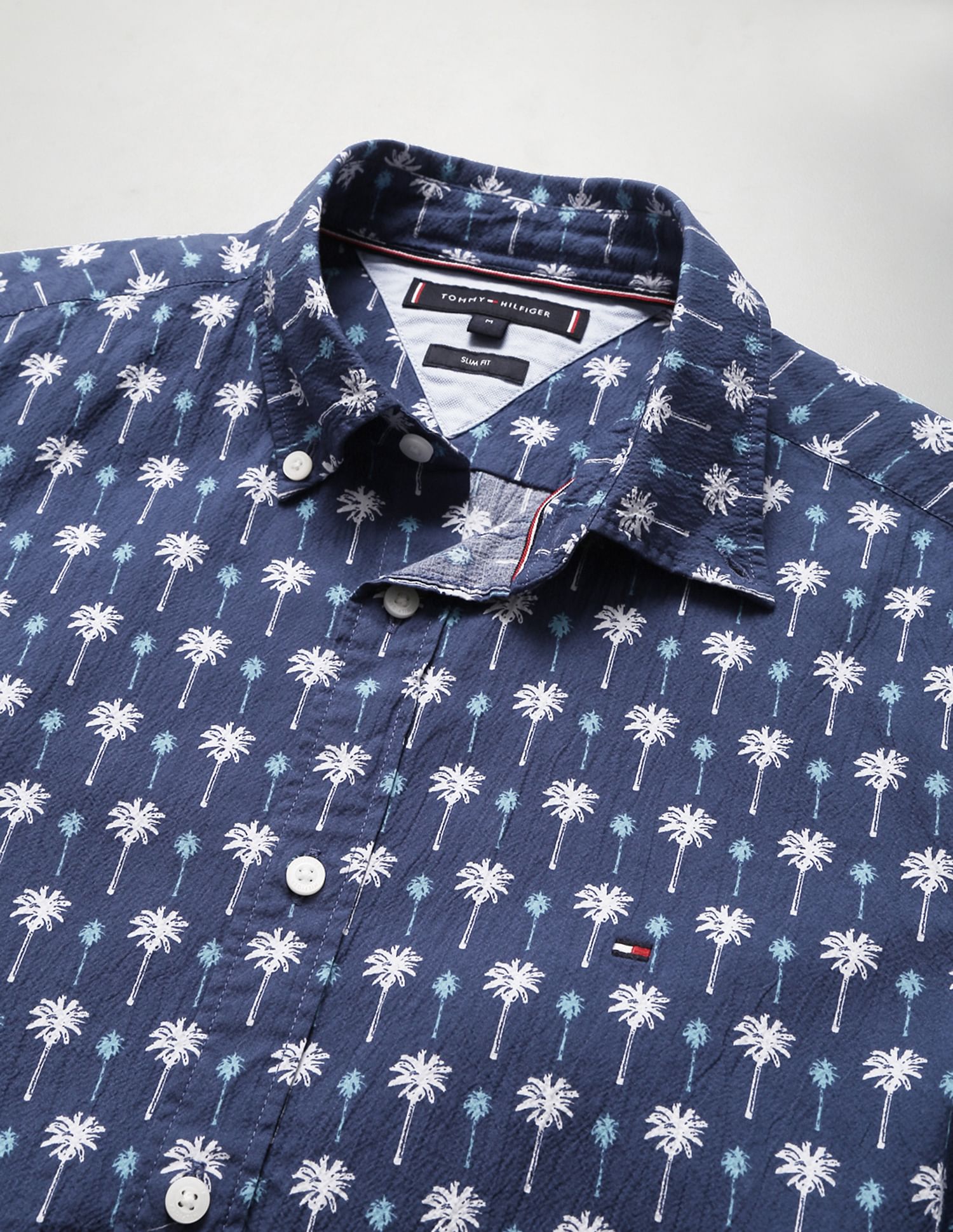 Tommy Hilfiger Palm Print hotsell Short Sleeve Button Down medium NWT MSRP $69.50