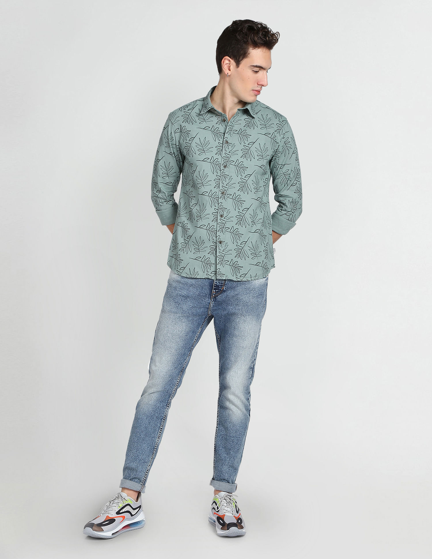 Flying Machine Mid Rise Slash Slim Tapered Jeans