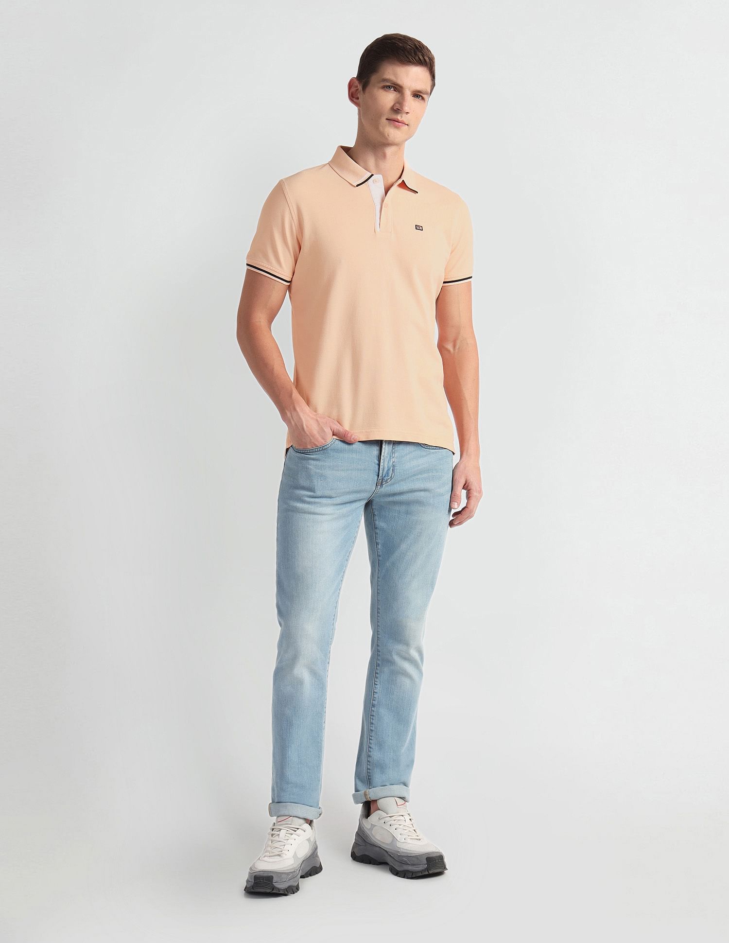 Arrow Sports Tipped Collar Solid Polo Shirt