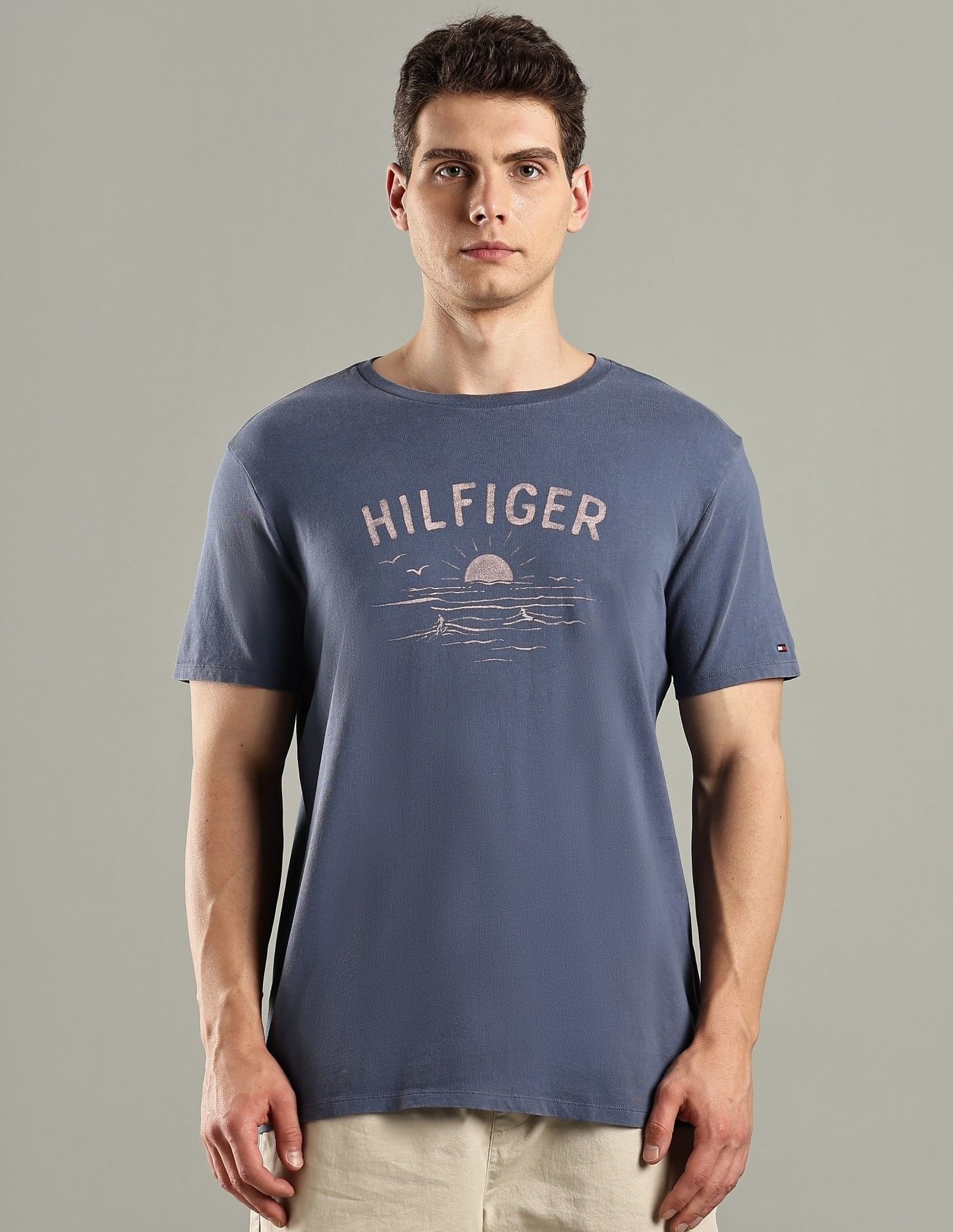 Tommy Hilfiger Logo Regular-Fit Cotton T-Shirt
