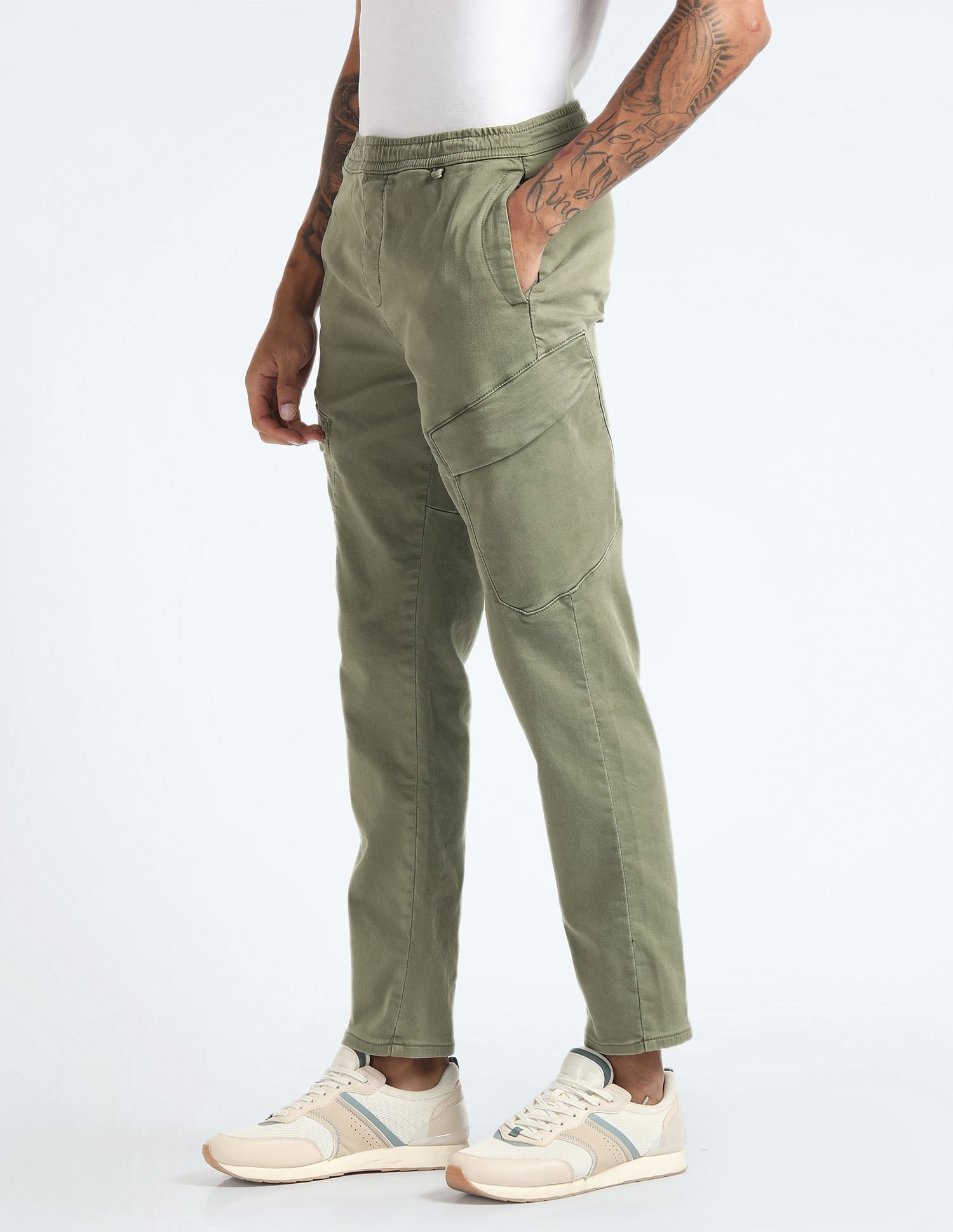 Flying Machine Mid Rise Solid Trousers