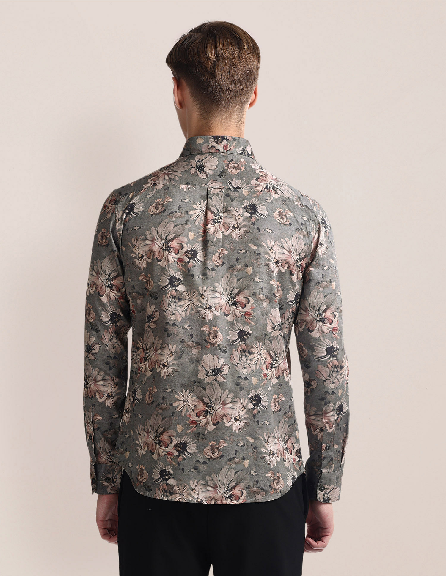 U.S. Polo Assn. Floral Print Tailored Fit Shirt
