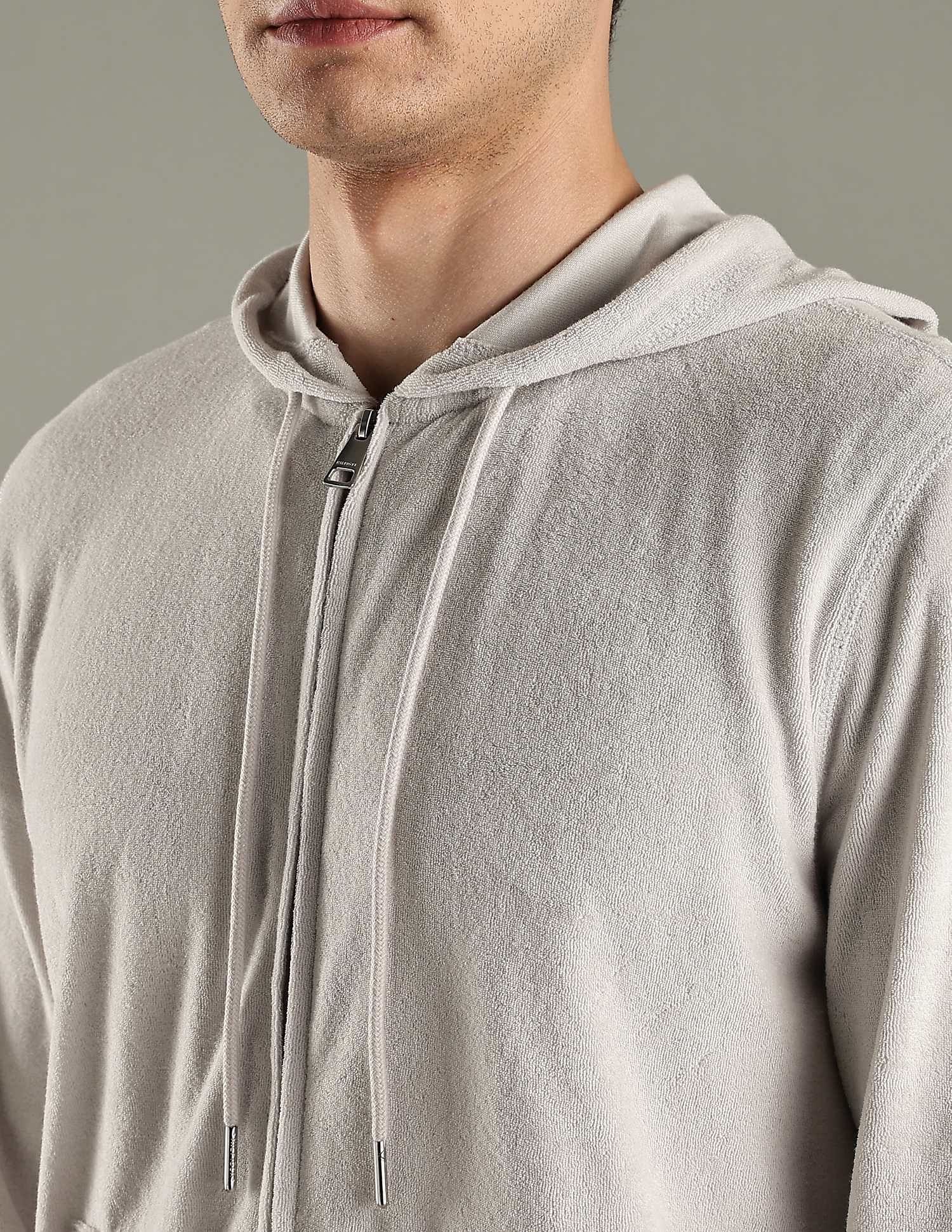 Tommy Hilfiger Solid Regular-Fit Cotton Sweatshirt