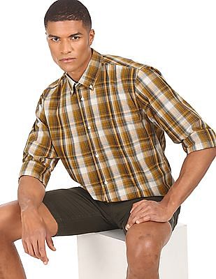 Tommy Hilfiger Men Ochre Regular Fit Large Poplin Check Casual Shirt