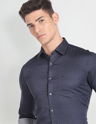 Arrow Manhattan Slim Fit Motif Print Shirt