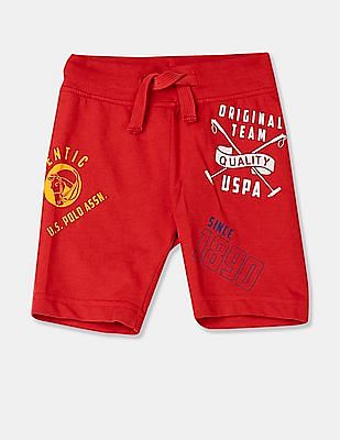 boys red shorts