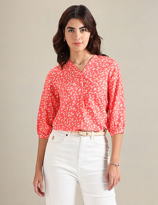 U S Polo Assn Women V-Neck Floral Top