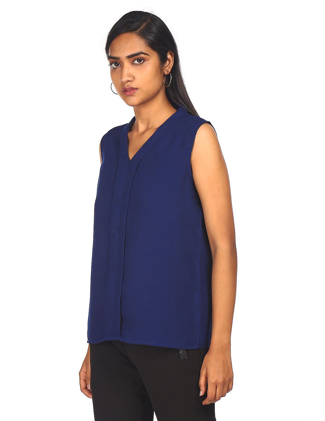 Buy Flying Machine Women Sleeveless Solid Top 