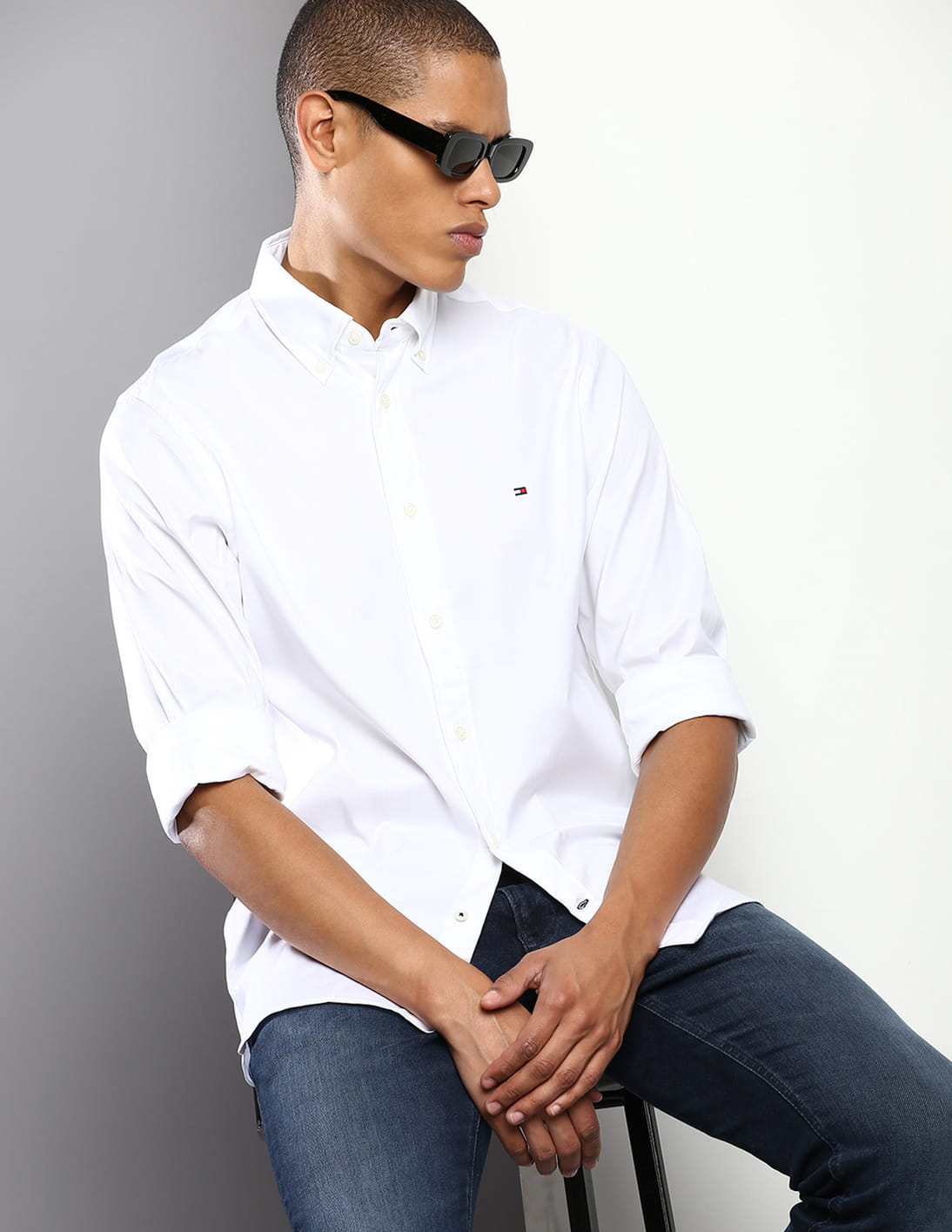 Buy Tommy Hilfiger Men White Button Down Collar Oxford Logo Solid