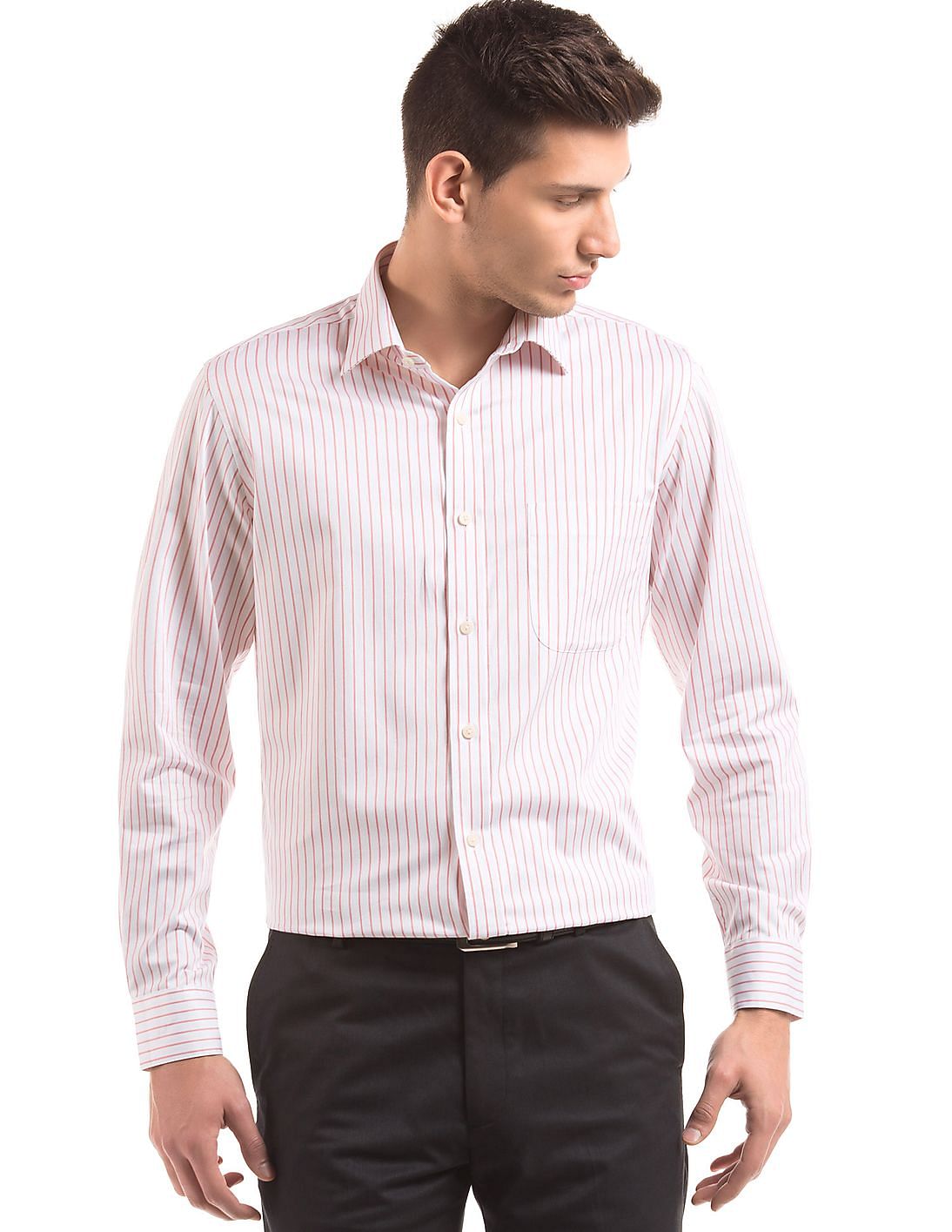 Buy Arrow Men Striped Regular Fit Shirt - NNNOW.com