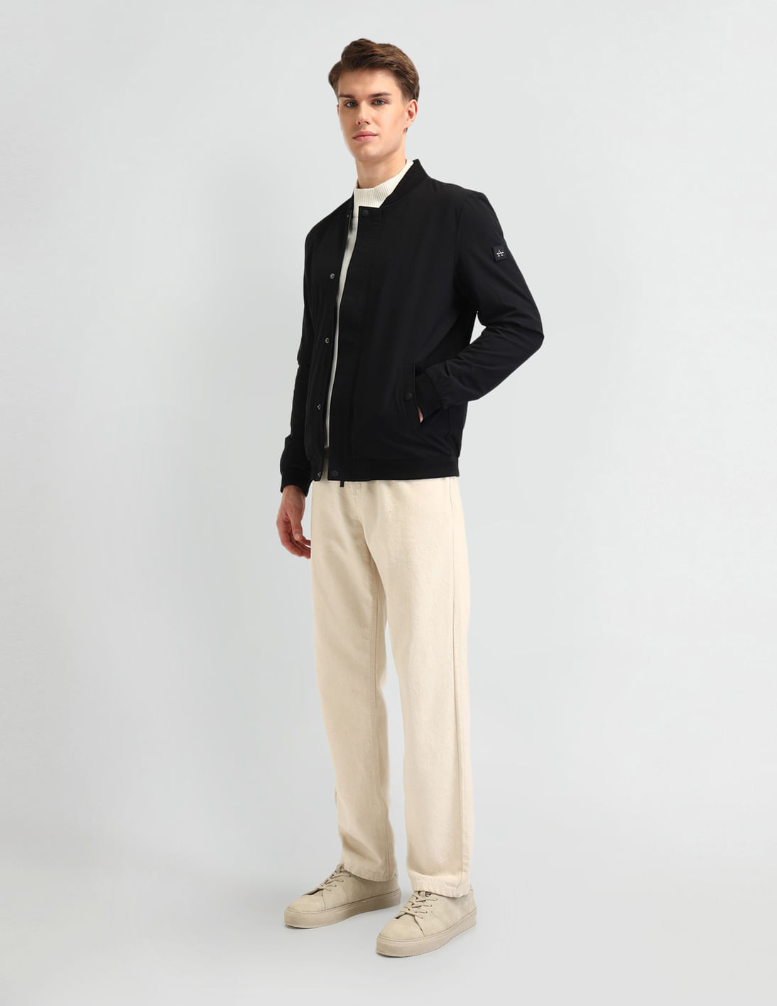 Buy Arrow Solid Regular fit Wind Cheater - NNNOW.com