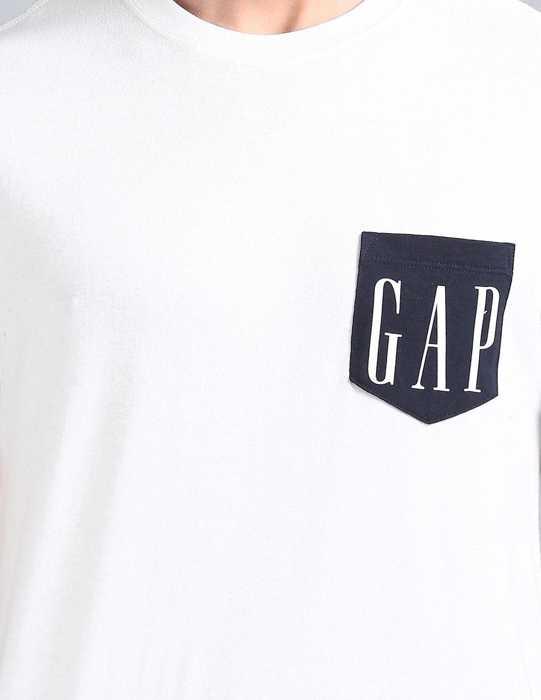 JULYNINE LOGO-T WHITE Tシャツ　白 Buy GAP Men Men White Pocket Logo Tee - NNNOW.com