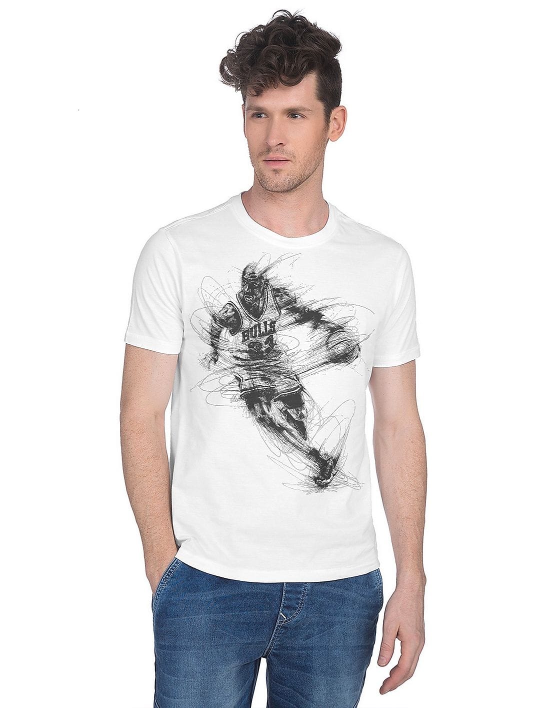 Buy Men Slim Fit Printed T-Shirt online 