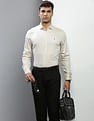 Tommy Hilfiger Men Beige Flex Satin Vertical Stripe Formal Shirt